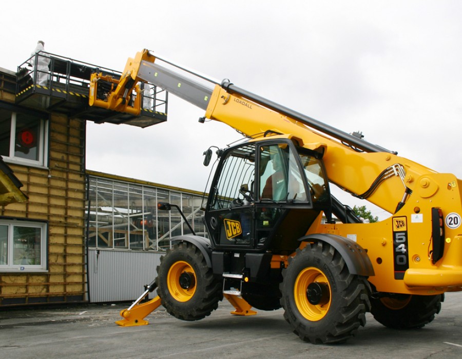 Телескопический погрузчик JCB 540-140