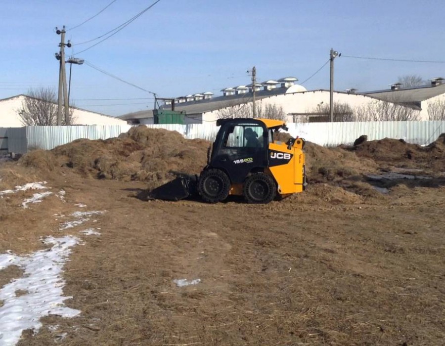 Мини-погрузчик JCB 155