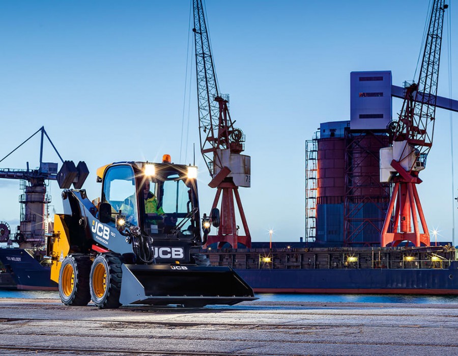 Мини-погрузчик JCB 205