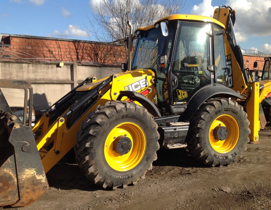 Экскаватор-погрузчик JCB 4CX Super