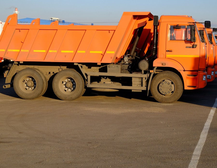 Самосвал Камаз 65115