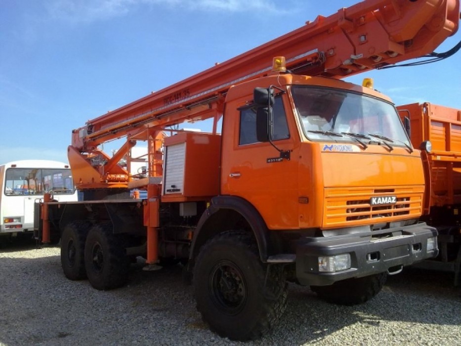 Автовышка АПТ-35