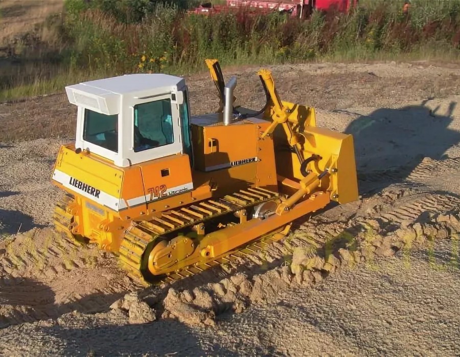 Бульдозер Liebherr Litronic PR 742