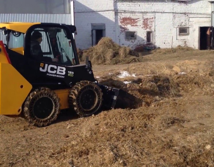 Мини-погрузчик JCB 155