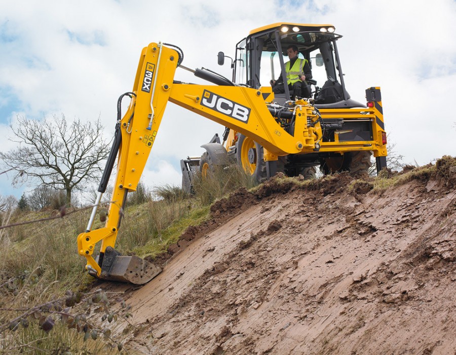 Экскаватор-погрузчик JCB 3CX ECO