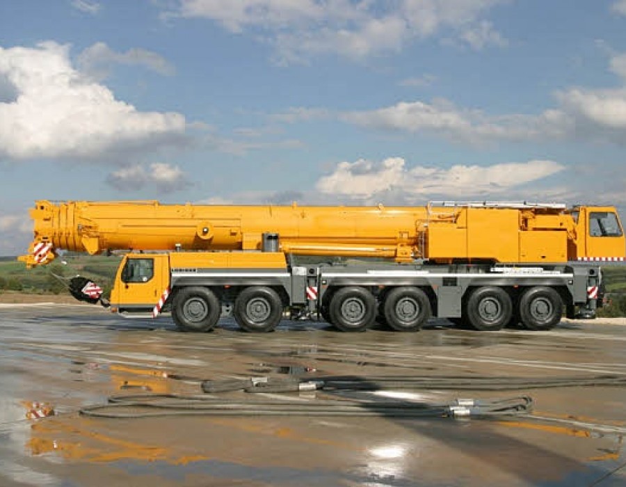 Автокран 300 тонн, стрела 60 м «LIEBHERR»