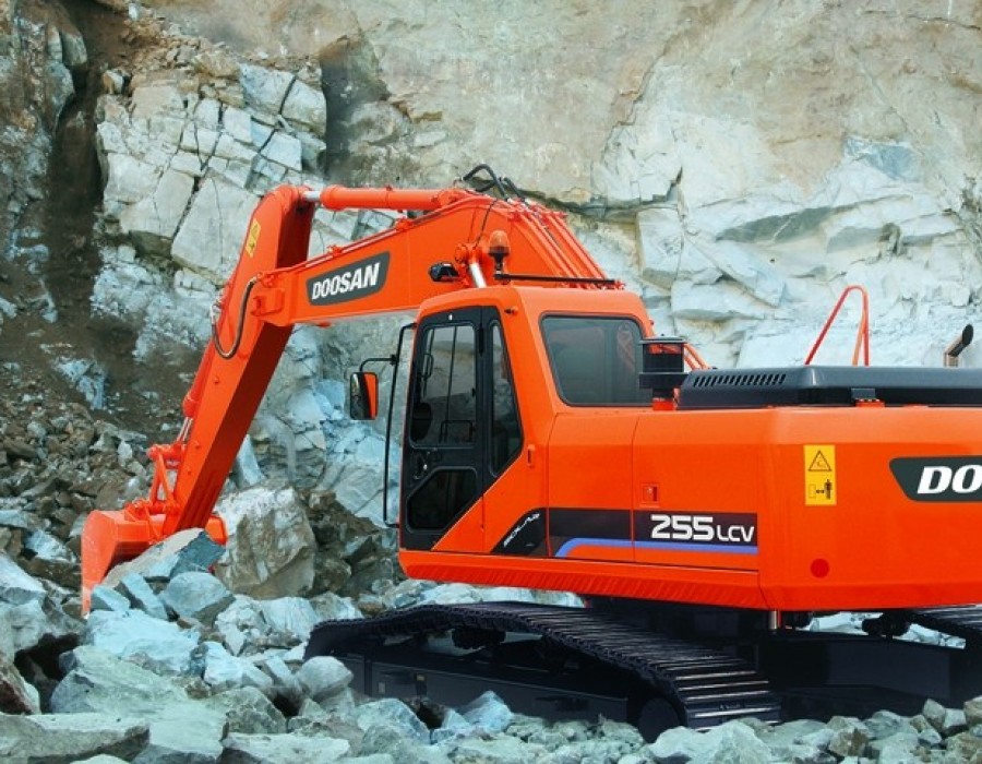 Гусеничный  экскаватор Doosan DX 255LC