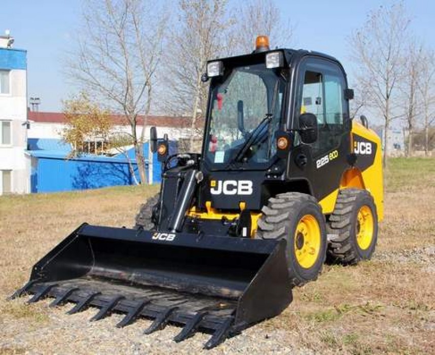 Мини-погрузчик JCB 225