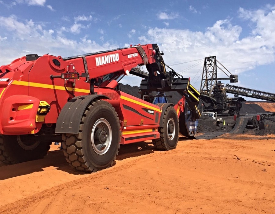 Телескопический погрузчик Manitou MHT-X 14350