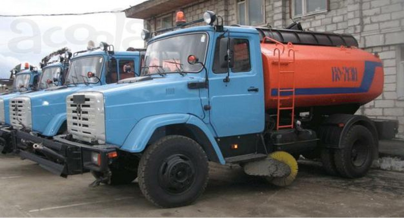 Поливомоечная машина ЗИЛ КО-713 Н-01