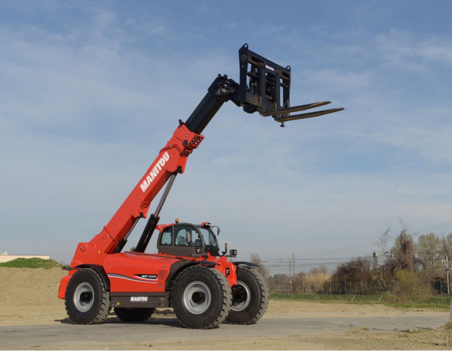 Телескопический погрузчик Manitou MHT-X 12330