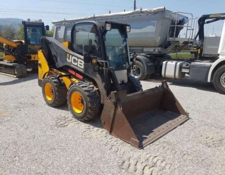Мини-погрузчик JCB 280