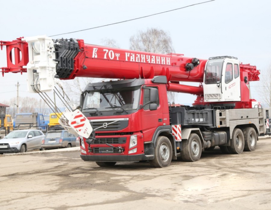 Автокран 70 тонн, стрела 42 м «Галичанин»