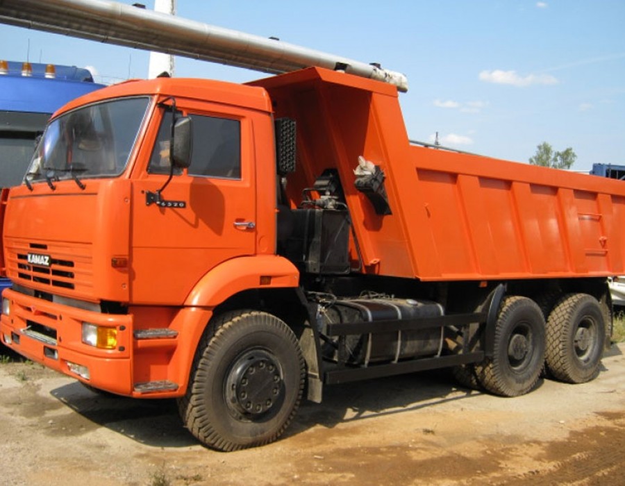 Самосвал Камаз 6520