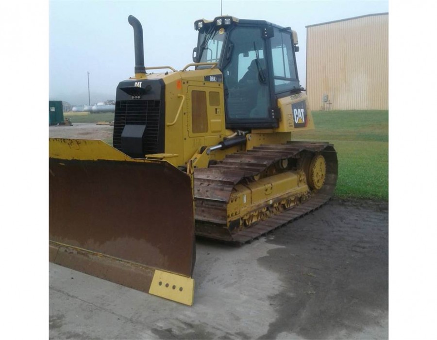Бульдозер Caterpillar D6