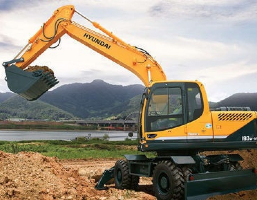 Колесный экскаватор Hyundai R170W-7