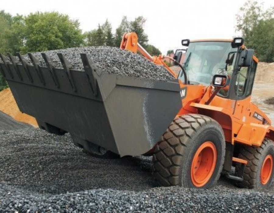 Фронтальный погрузчик Doosan DL 250A