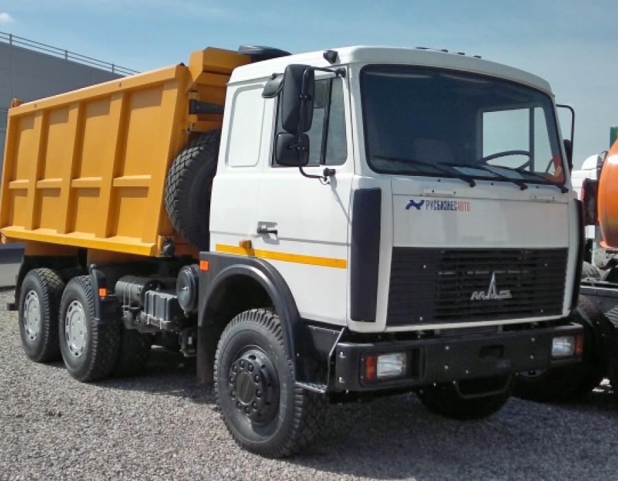 Самосвал МАЗ 5516