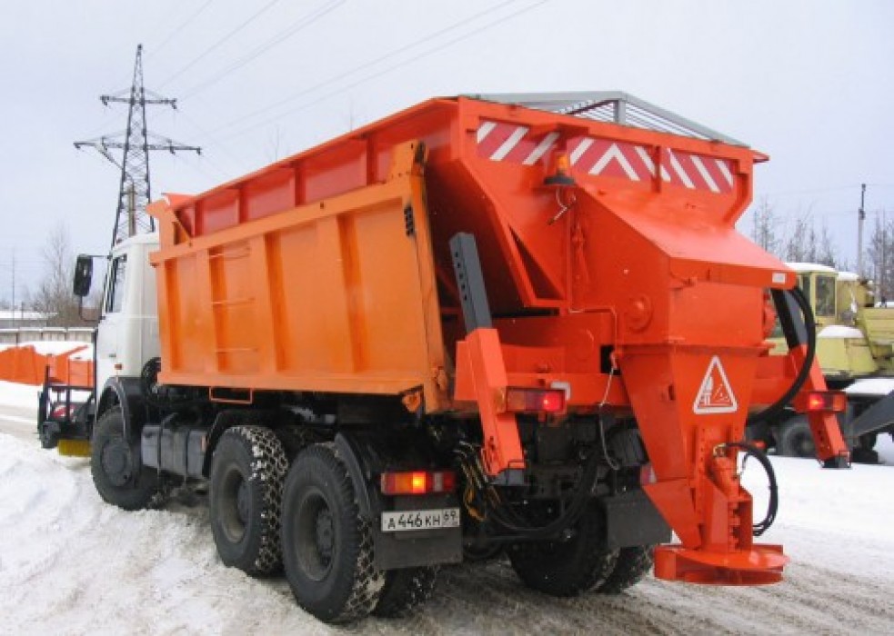 Комбинированная дорожная машина МКДУ-3