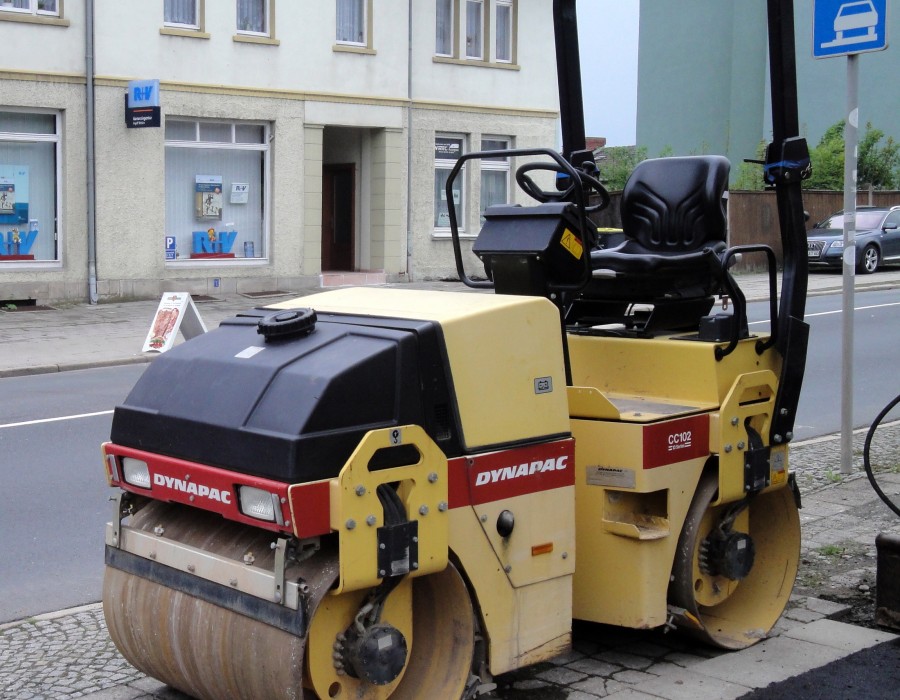 Каток DYNAPAC CC102