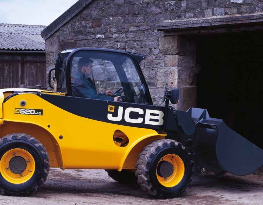 Телескопический погрузчик JCB 520-40