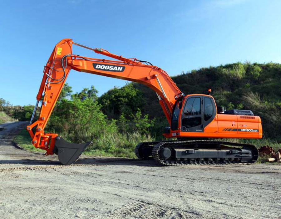 Гусеничный экскаватор Doosan DX 300