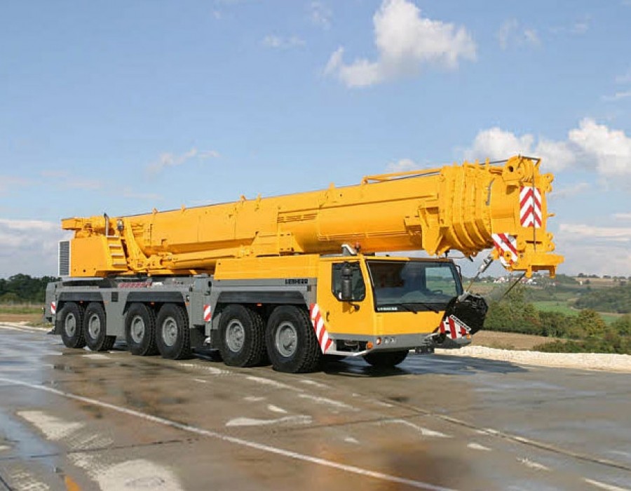 Автокран 300 тонн, стрела 60 м «LIEBHERR»
