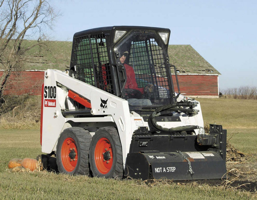 Мини-погрузчик Bobcat S150