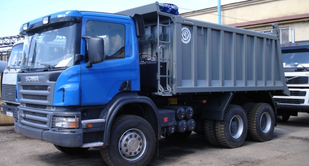 Самосвал Scania P380