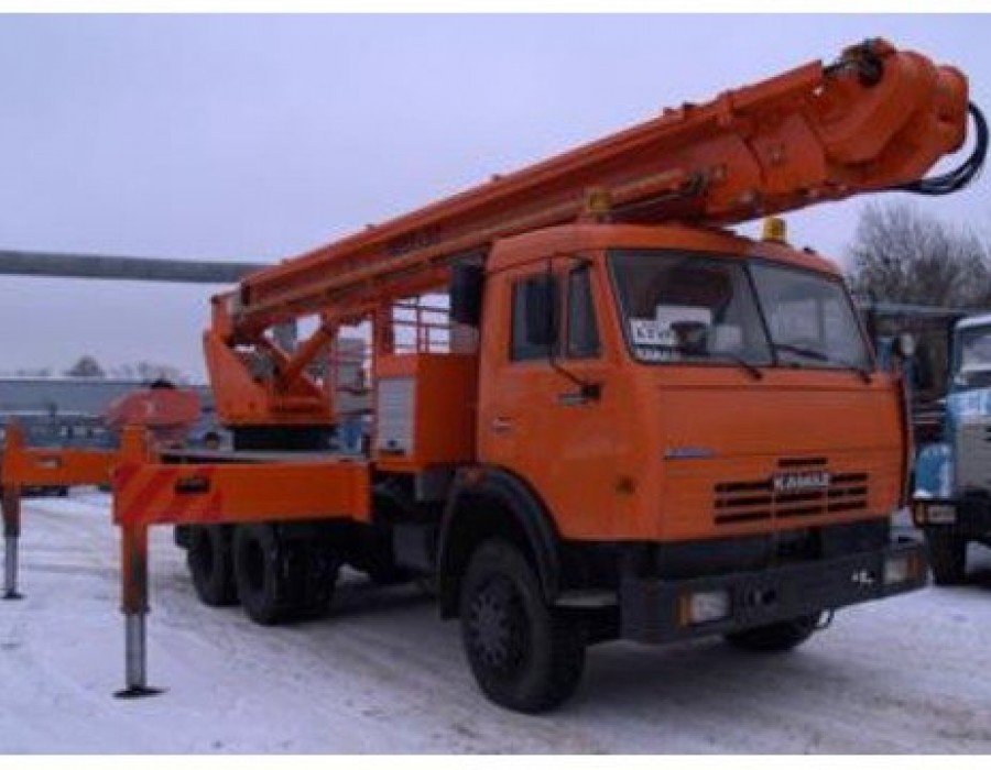 Автовышка АПТ-35