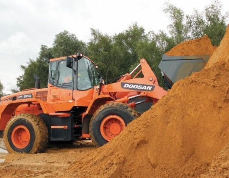 Фронтальный погрузчик Doosan DL 250A