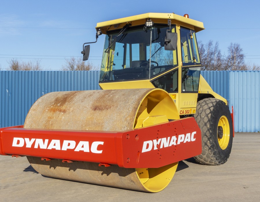 Каток  DYNAPAC CA302