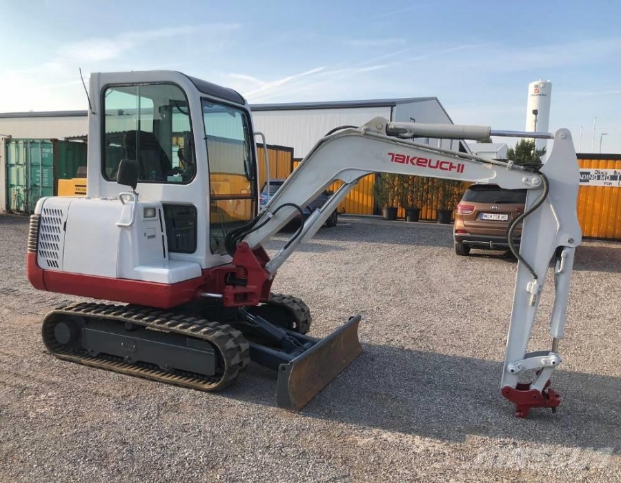 Мини-экскаватор Takeuchi TB125