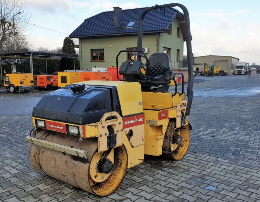 Каток DYNAPAC CC102