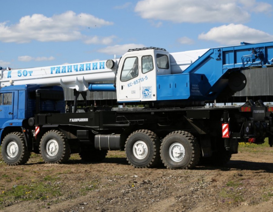 Автокран 60 тонн, стрела 42 м «Галичанин»