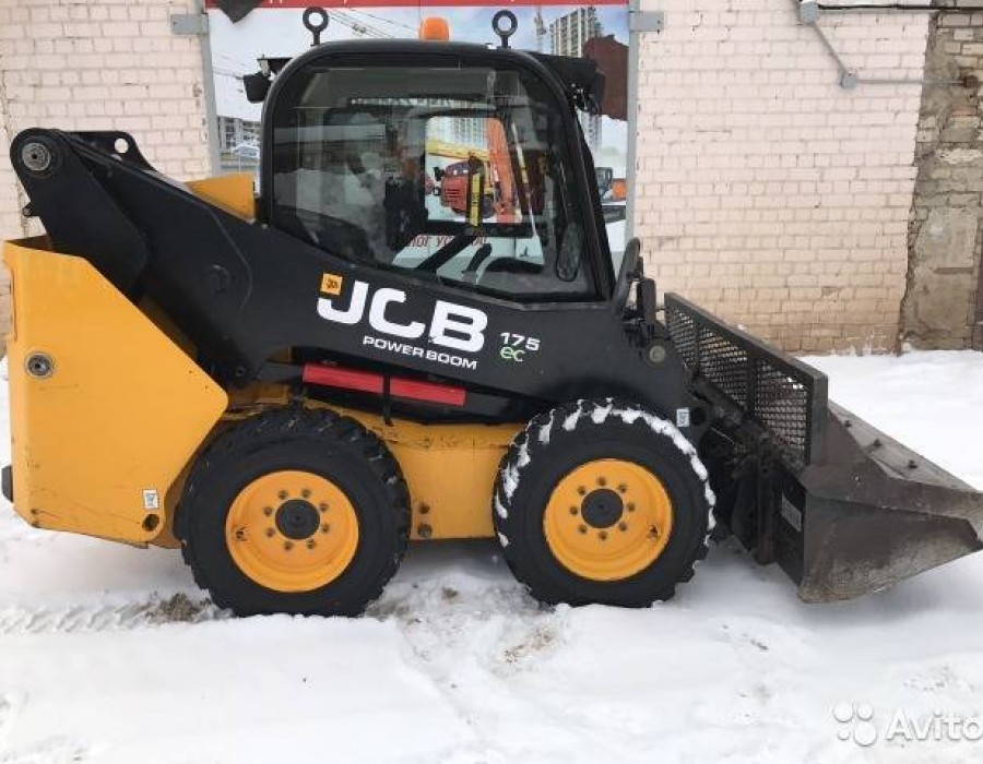 Мини-погрузчик JCB 175