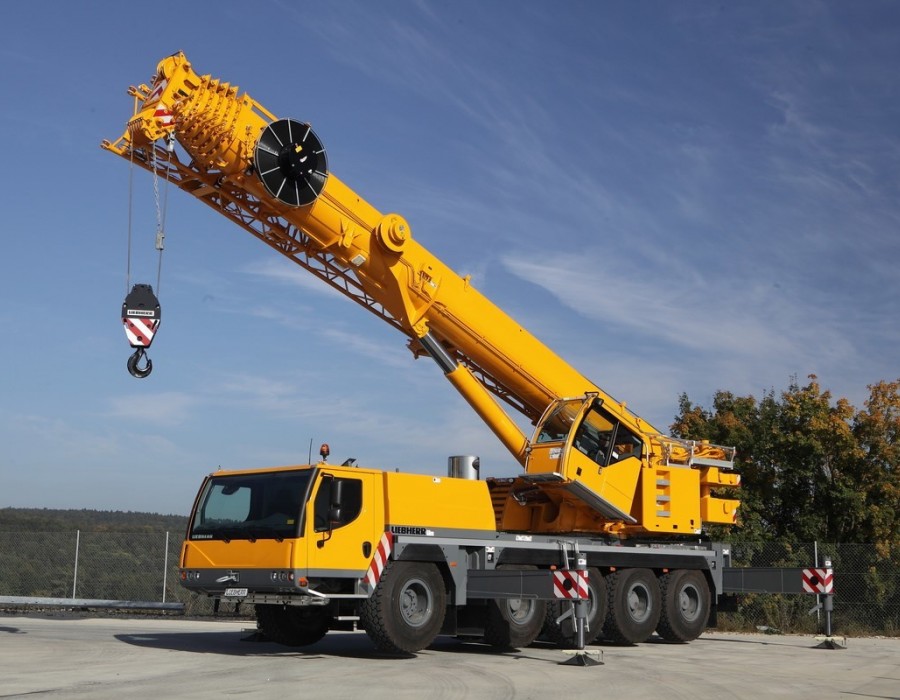 Автокран 120 тонн, стрела 72 м «LIEBHERR»