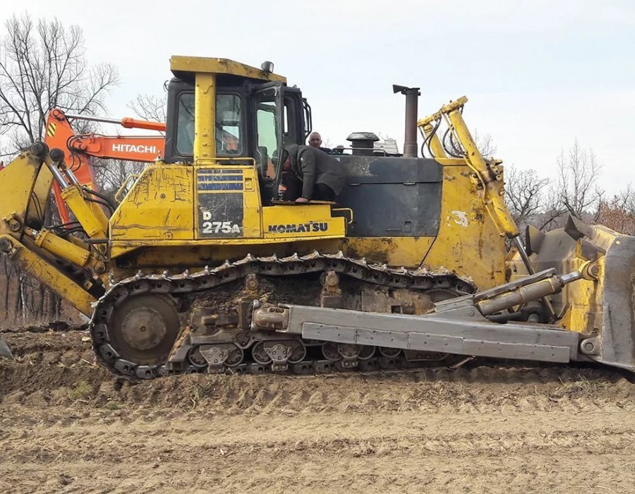 Бульдозер Komatsu D275A-5