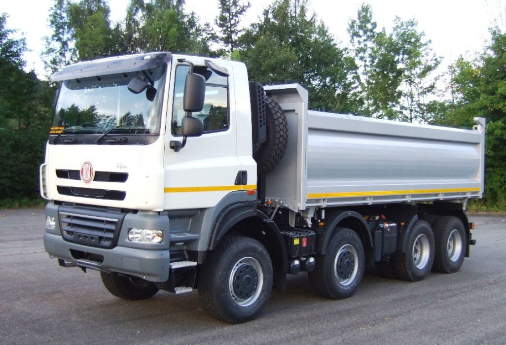 Самосвал Tatra T815