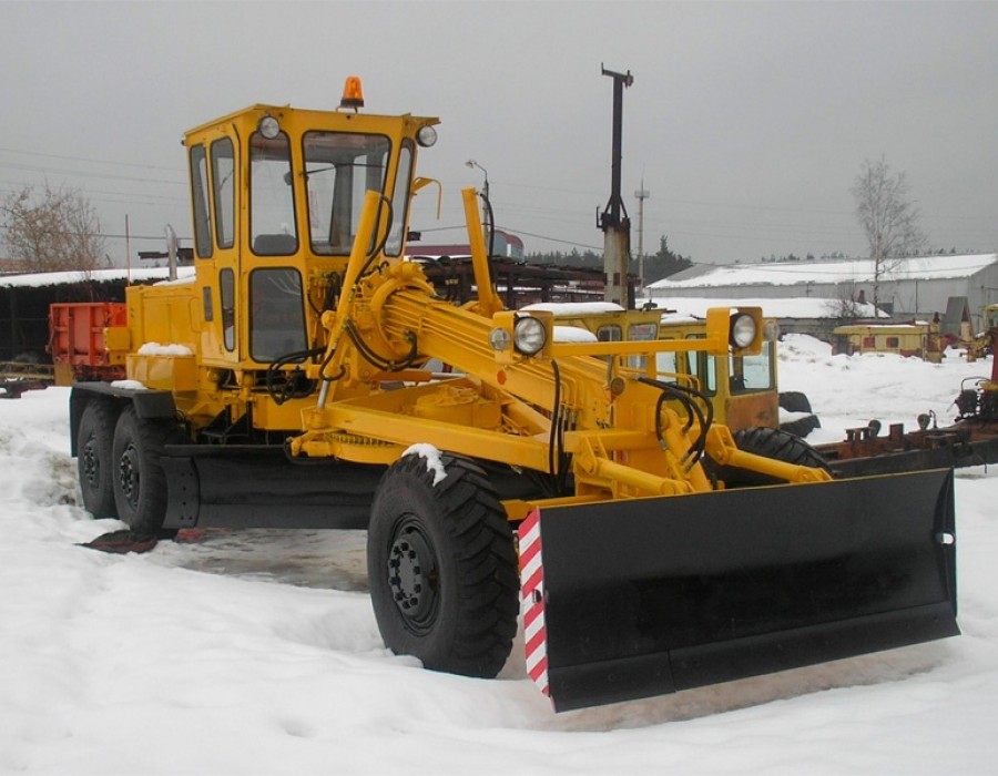 Автогрейдер ДЗ 180