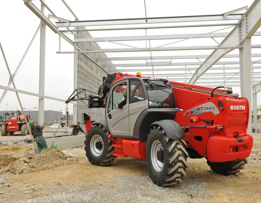 Телескопический погрузчик Manitou MT 1840